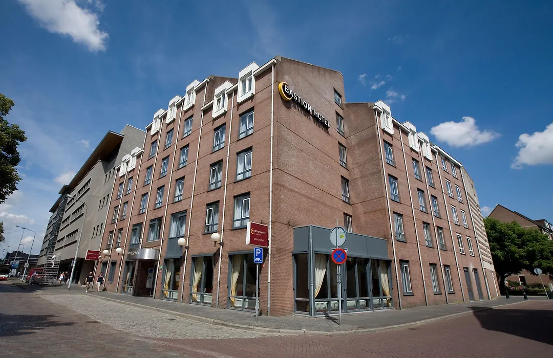 Bastion Hotel Maastricht Centrum-1